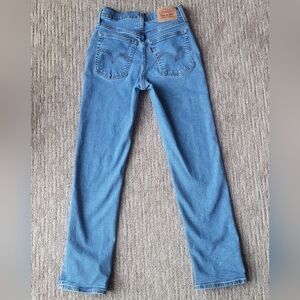 LEVI'S WEDGIE STRAIGHT JEANS BUTTON FLY 26 W